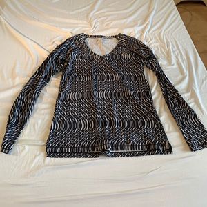 Women’s under armor long sleeve